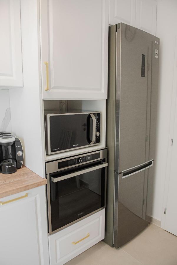 Modern Apartment In Timisoara Bagian luar foto