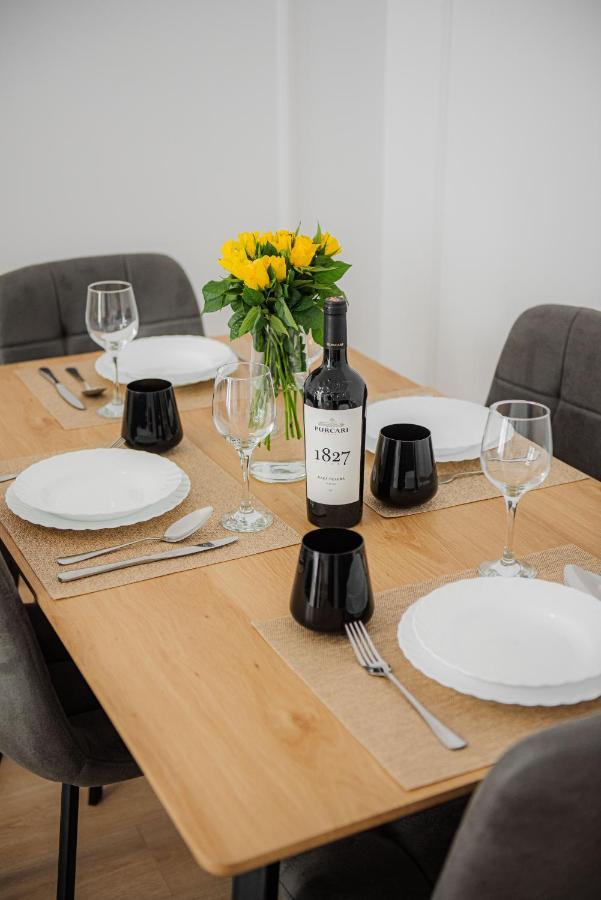 Modern Apartment In Timisoara Bagian luar foto