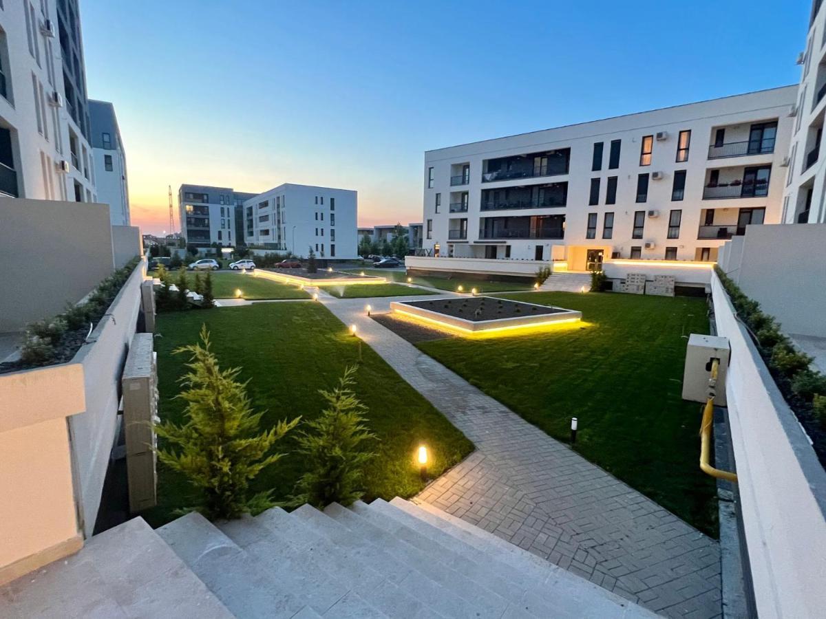 Modern Apartment In Timisoara Bagian luar foto